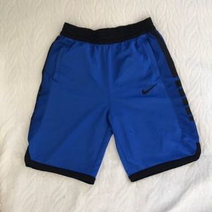 Nike Boys Dri-FIT Elite Basketball Shorts XL